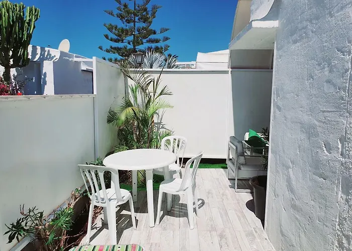 2-7 * Playa del Inglés