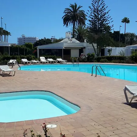 2-7 * Playa del Ingles (Gran Canaria)