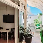 2-7 * بلايا ديل إنغلز