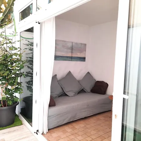 2-7 * Playa del Inglés